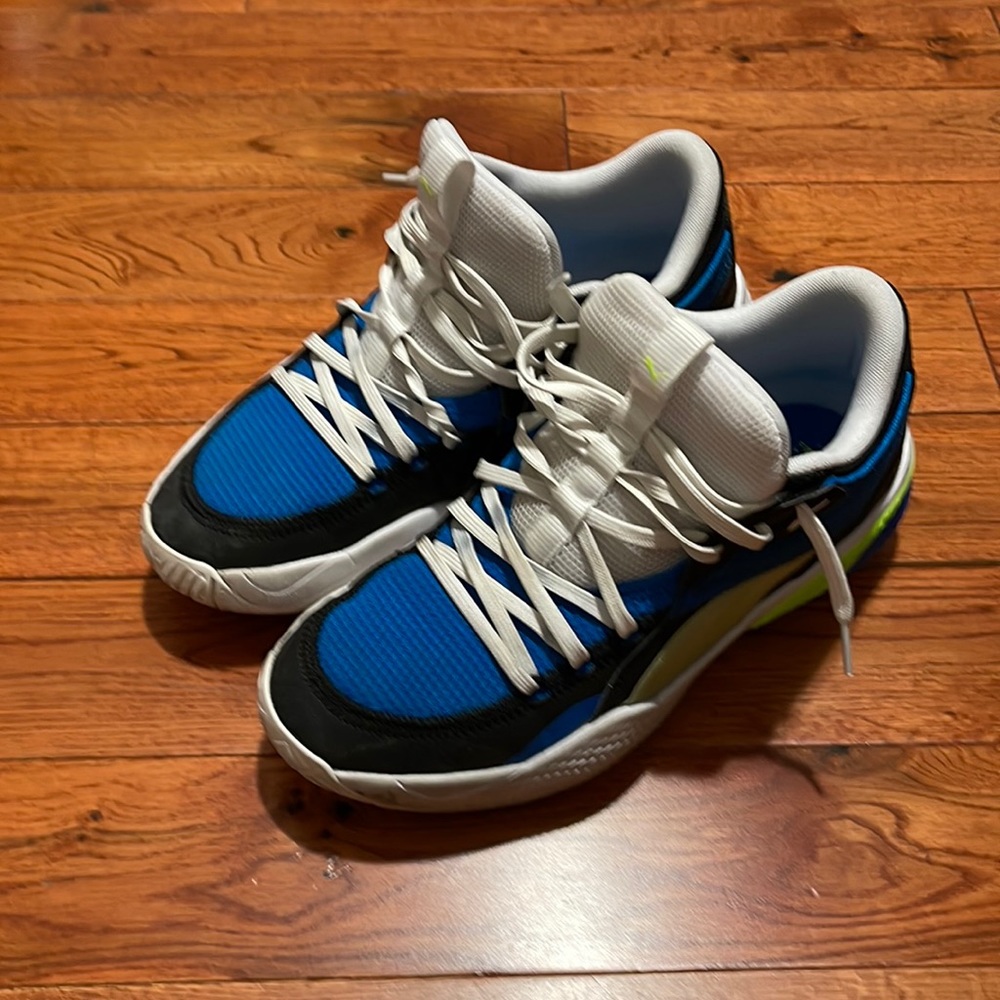 Puma basketball shoes